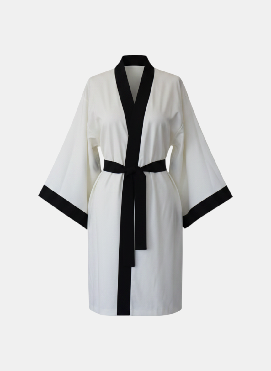 Siyah Kontrast Detaylı Beyaz Kimono | 888Balance