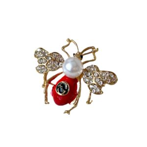 kırmızı mineli ve İnci detaylı kristal arı broşu | 888 balance